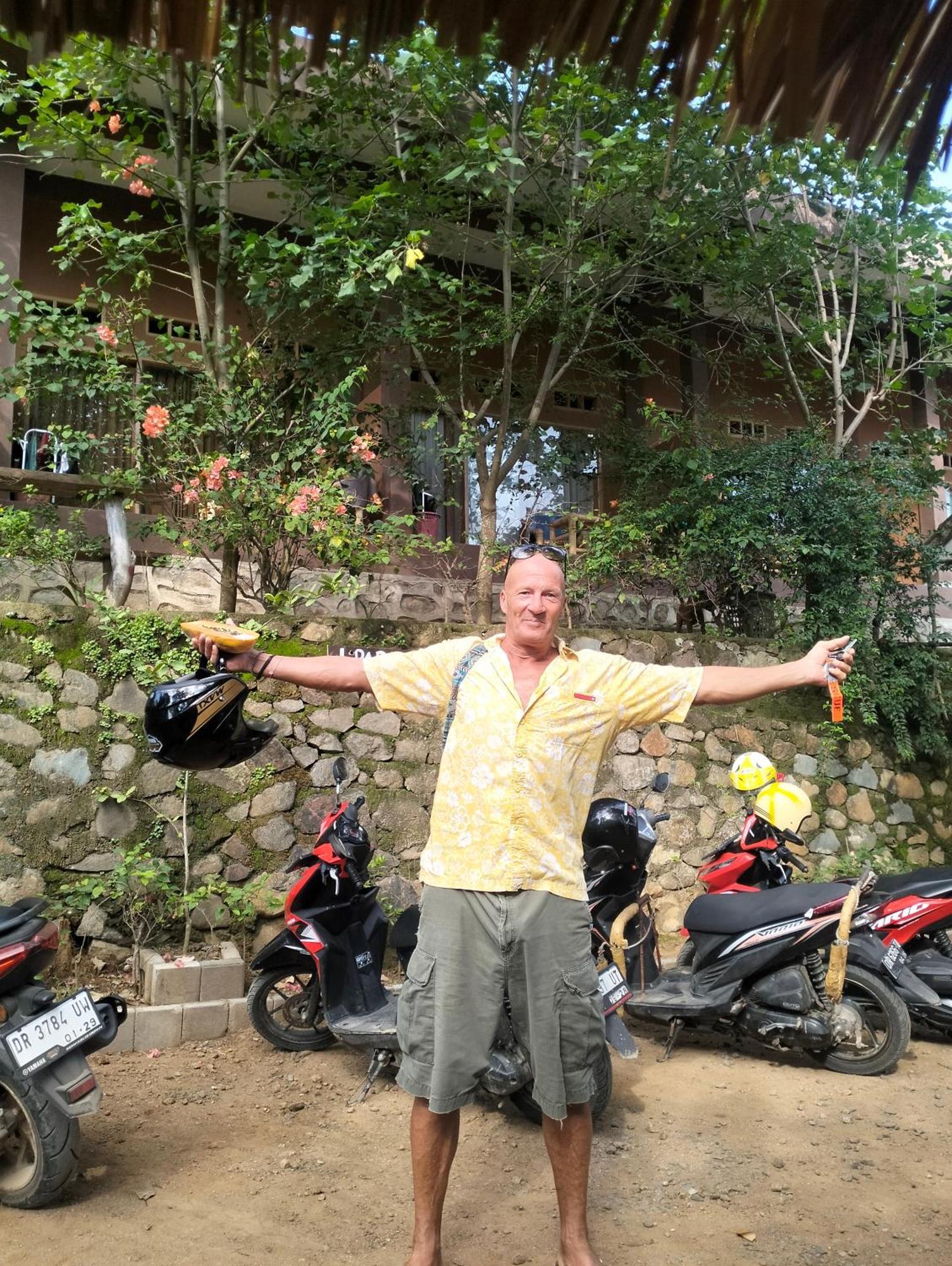 Fullmoon Homestay Kuta  外观 照片