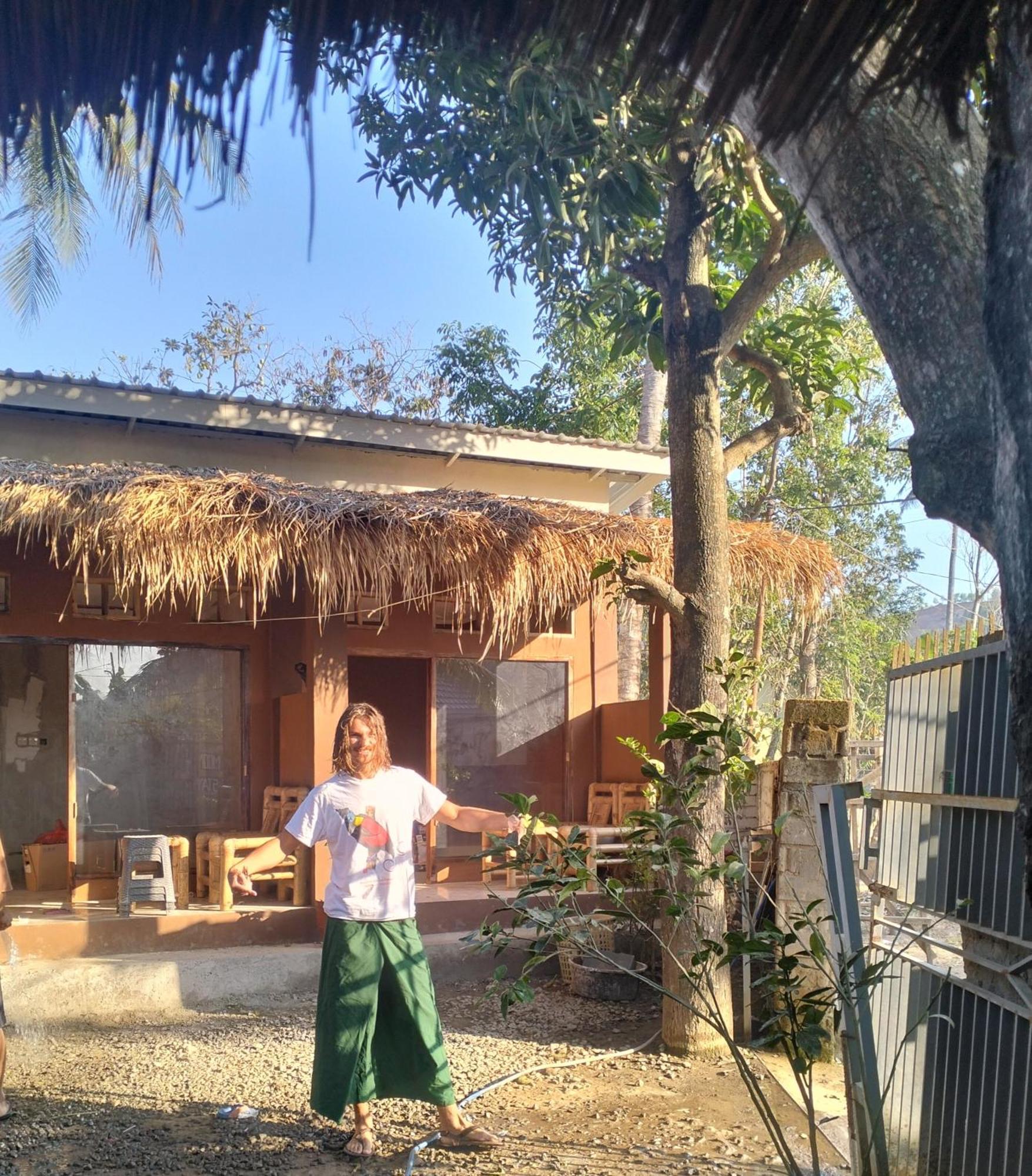 Fullmoon Homestay Kuta  外观 照片